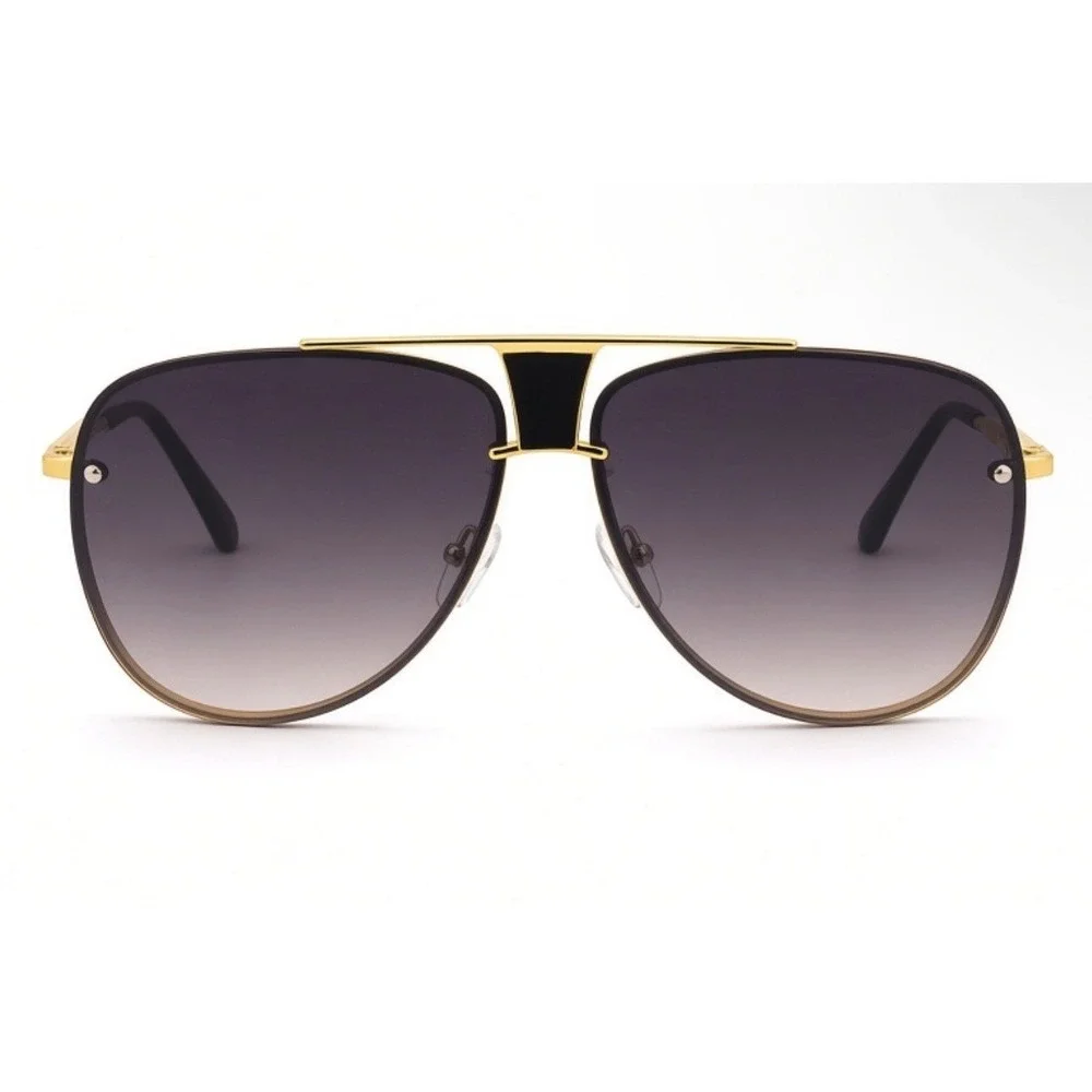 N/A stylish sunglasses